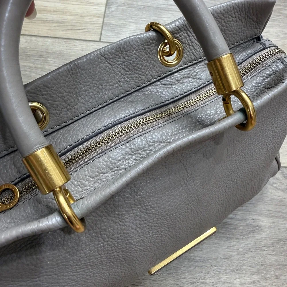 Marc by Marc Jacobs Too Hot To Handle Grey Gold Leather Satchel Handbag Purse - Picture 9 of 15